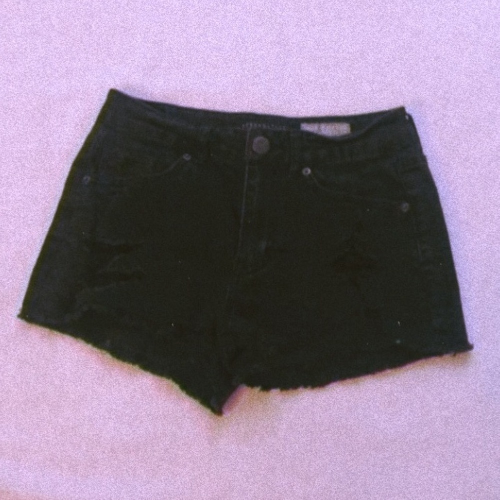 ✰ Aeropostale Black High-Waist Shorts